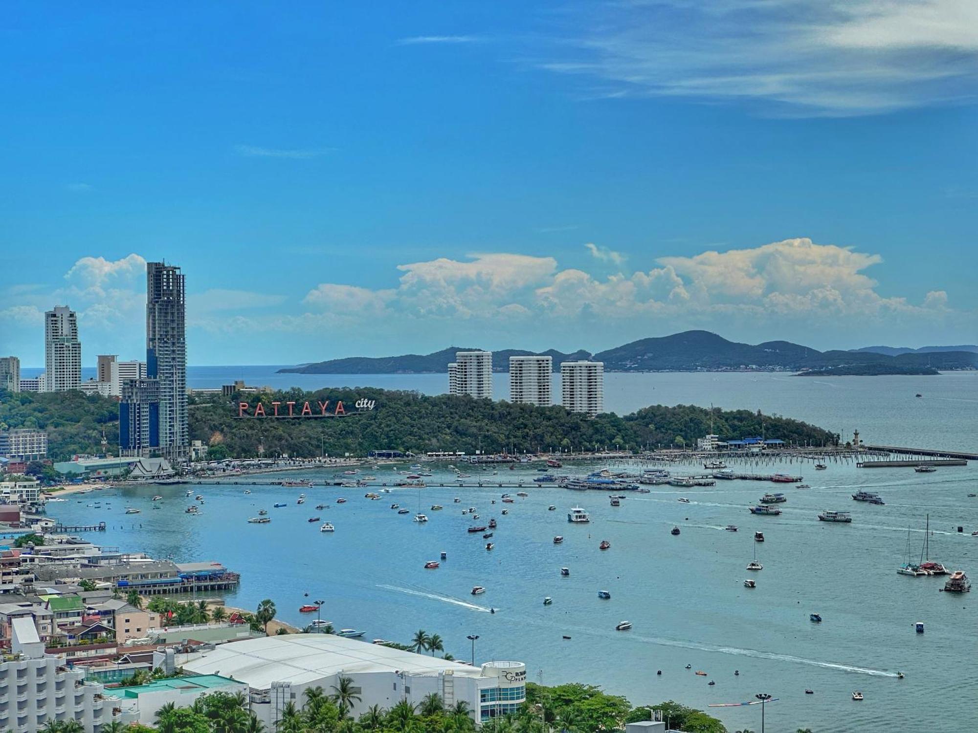 The Edge Central Pattaya Exterior foto