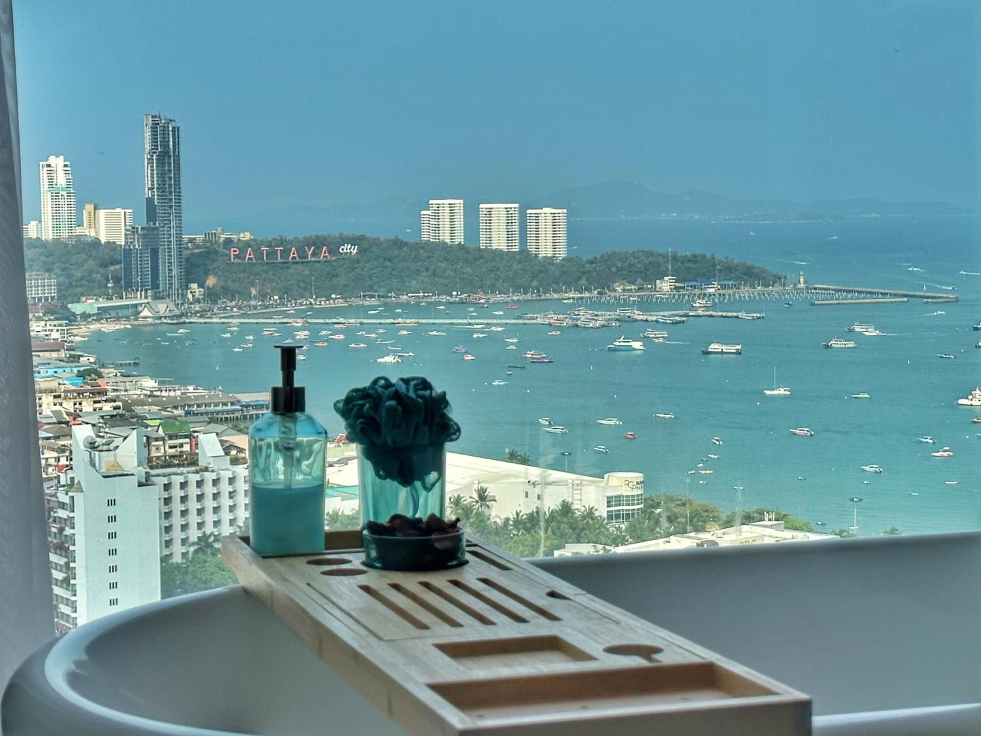 The Edge Central Pattaya Exterior foto